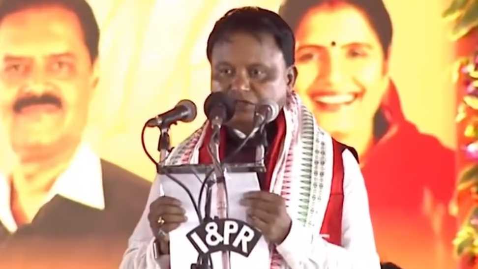 24 साल बाद ओडिशा को मिला नया सीएम, भाजपा के मोहन माझी ने मुख्यमंत्री पद की ली शपथ